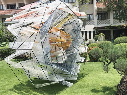 Họa sĩ Thu Trần:  Giăng tơ để kể câu chuyện của mình