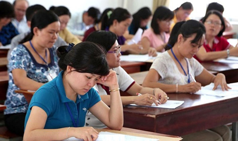 Hàng trăm giáo viên ở Cà Mau được thi tuyển