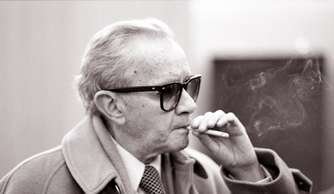 Viết nhiều và viết ít