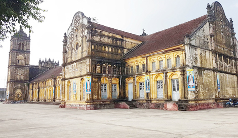 Phá hoại và vong bản 