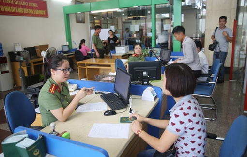 Dự thảo Luật Xuất cảnh, nhập cảnh của công dân, lấy phục vụ nhân dân là mục tiêu cốt lõi