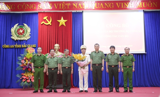 Công bố quyết định bổ nhiệm chức vụ Phó giám đốc Công an tỉnh Bắc Giang