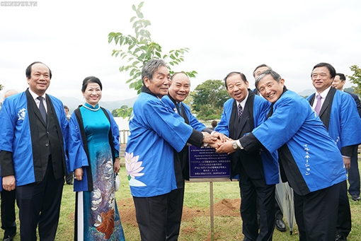 Thủ tướng: Việt – Nhật ‘tình thân sâu sắc thắm màu, không phai’