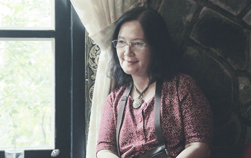 Nhà thơ Tôn Nữ Thu Thủy: Giữ lại một ngày ta như lá