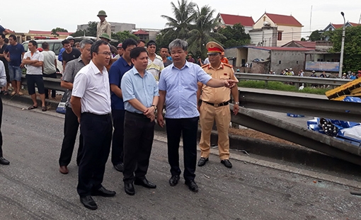 Nỗ lực khắc phục hậu quả vụ TNGT nghiêm trọng trên QL5