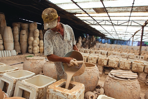 Lửa gốm Lái Thiêu