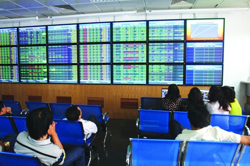 Có nên tách Ủy ban chứng khoán Nhà nước khỏi Bộ Tài chính?