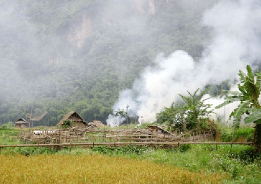 Khói trời mênh mông...