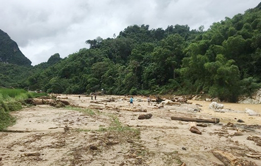 Tìm thấy thi thể 1 nạn nhân bị lũ cuốn trôi