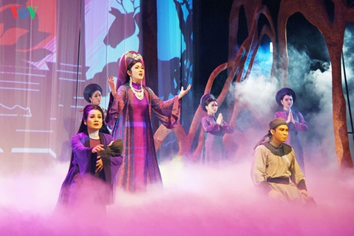 "Ngàn năm mây trắng": Bữa tiệc âm nhạc truyền thống đặc sắc