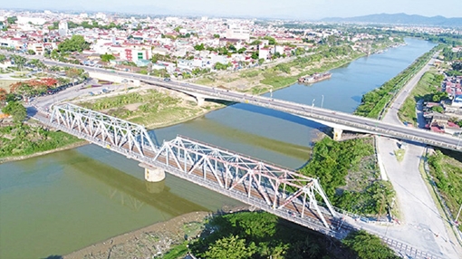 Ngược dòng sông Thương