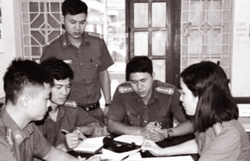 Nữ điều tra viên bản lĩnh, đam mê với nghề