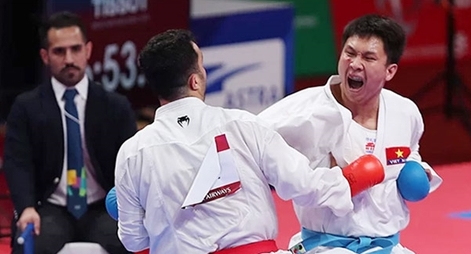 Vượt khó để khẳng định mình