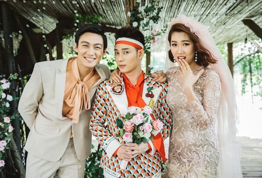 Bùng nổ tình yêu đồng giới trong MV ca nhạc: Mừng ít, lo nhiều