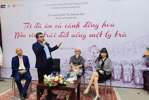 Văn học ẩm thực: "Mùi xứ sở" qua từng trang sách