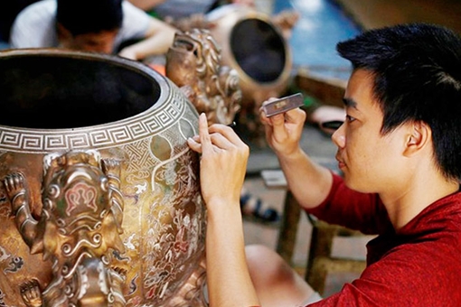 Làng cổ bên sông Bái Giang 