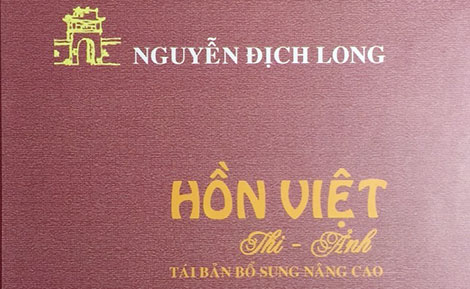 Bên nhà sàn xem “HỒN VIỆT THI ẢNH”