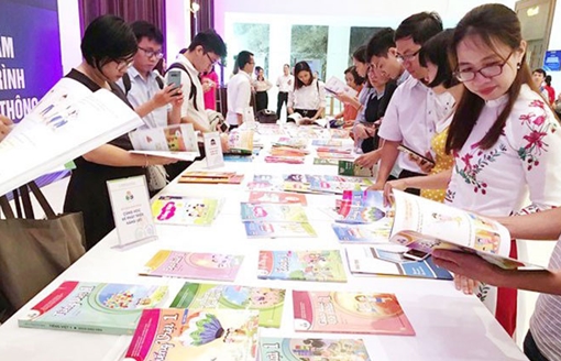 Sách giáo khoa mới: Phá vỡ thế độc quyền hay cải cách giáo dục?