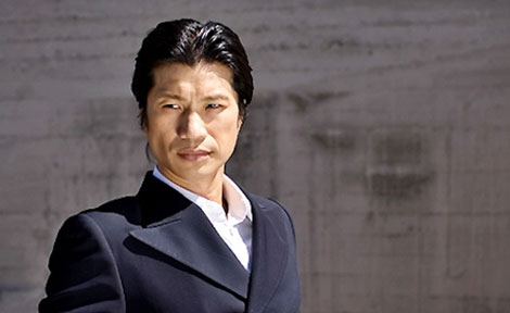 Chuyên nghiệp phải khác 