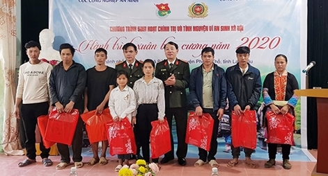 Nhiều hoạt động ý nghĩa trong “Hành trình Xuân biên cương” năm 2020 tại Lai Châu