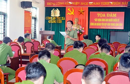 Chuyện xúc động từ ba lá thư khen gửi Công an thị xã Quảng Yên