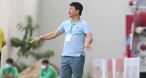 Khi Chủ tịch câu lạc bộ ngồi ghế huấn luyện viên