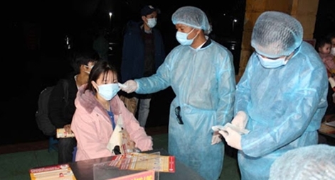 Thủ tướng gửi thư động viên các thầy thuốc, cán bộ, nhân viên ngành y tế