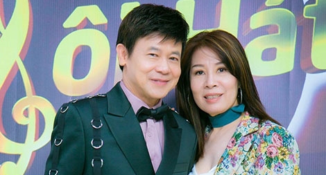 Nam danh ca hào hoa mà vẫn chung tình