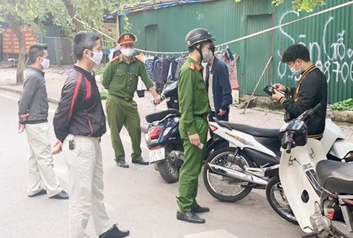 Nỗ lực phòng, chống dịch COVID-19, nhìn từ địa bàn dân cư "khủng"