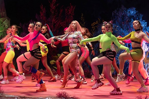 Đừng kiềng canh nóng mà thổi rau nguội