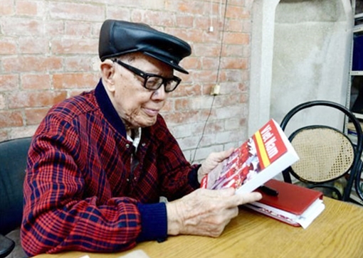 Nhà văn hóa Hữu Ngọc: Bền bỉ tuổi bách niên