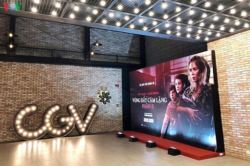 Nhiều rạp chiếu phim đón khách từ 9/5