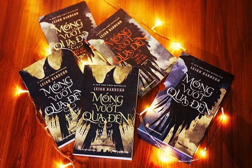 Ra mắt hồi kết bộ tiểu thuyết "Móng vuốt quạ đen"