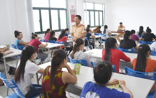 Xử lý nhiều vi phạm, nâng cao ý thức chấp hành Luật Giao thông  