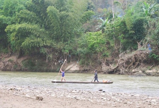 Đi câu cá trên sông Lam, hai học sinh tiểu học bị đuối nước