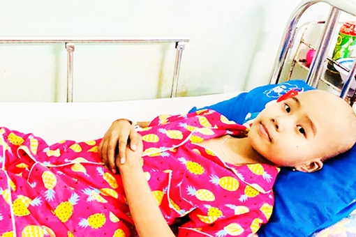 Nữ sinh lớp 7 mắc bệnh hiểm nghèo cần giúp đỡ