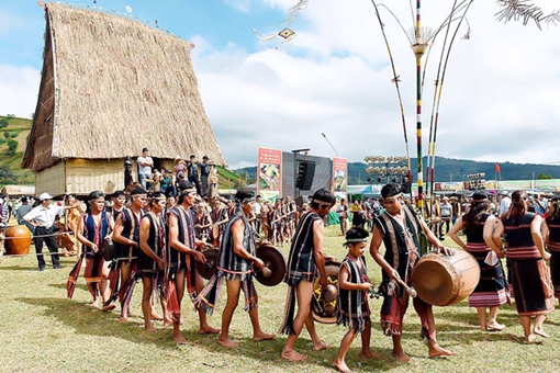 Nỗ lực bảo tồn tinh hoa văn hóa cồng chiêng