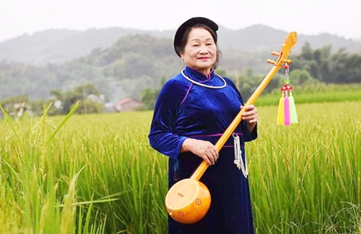 Nghệ nhân ưu tú Nguyễn Thị Bông: Chim sơn ca của núi rừng Tràng Định