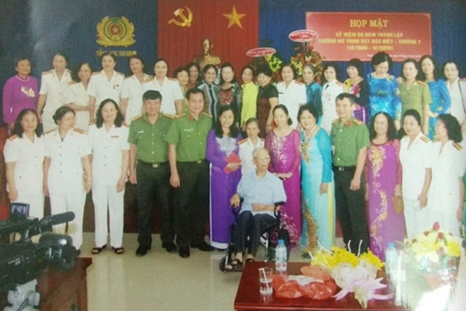 Những điều muốn nói về ông – Đồng chí Trần Quốc Hương