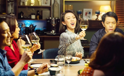 Mùa phim hè vắng “bom tấn” nước ngoài: Cơ hội vàng cho điện ảnh Việt