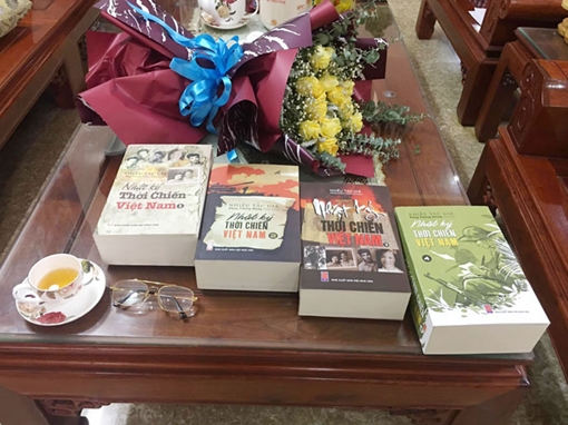 Bộ sách đặc biệt chứa đựng một phần lịch sử