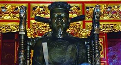 Nguyễn Công Trứ: Quan chức chiến thuật, cánh tay nối dài của hoàng cung