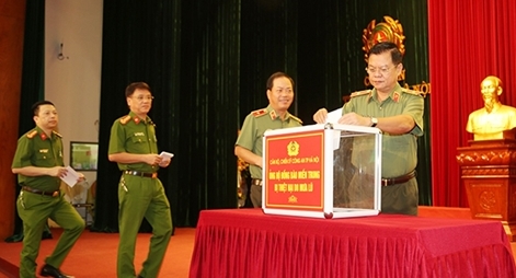 Hơn 4 tỷ đồng đến với đồng bào miền Trung