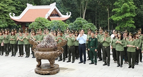 Cục Đối ngoại sinh hoạt chính trị tại Khu Di tích K9 - Đá Chông