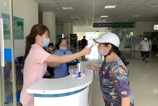 Thêm 1 ca mắc COVID-19 nhập cảnh từ Angola