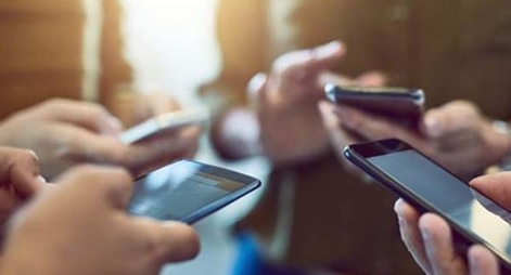 Tại sao con người ngày càng thờ ơ, ít cảm thông?