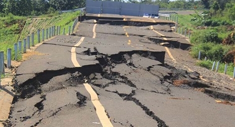 Khởi tố vụ đường tránh 250 tỷ vừa hoàn thành đã nứt toác 