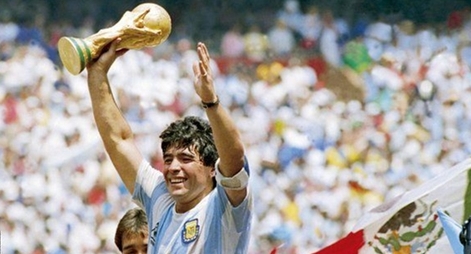 Đơn giản, ông là Diego Maradona