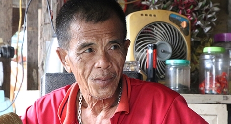 Chuyện về ông lão hơn 30 năm "cướp cơm" Hà Bá