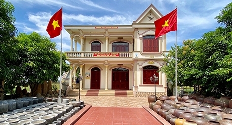 Người nặng lòng với hồn quê Việt cổ